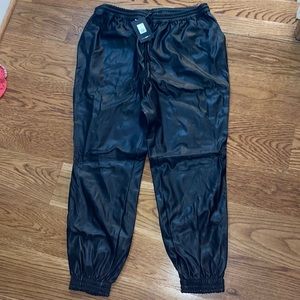 Fashion Nova NWT size 2x faux leather joggers black